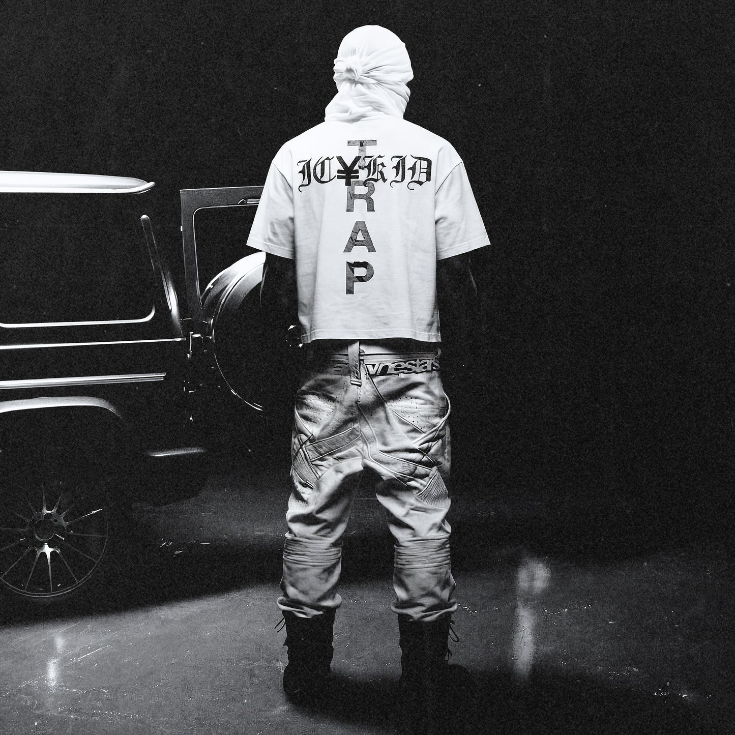 ¥ Trap tee (White)